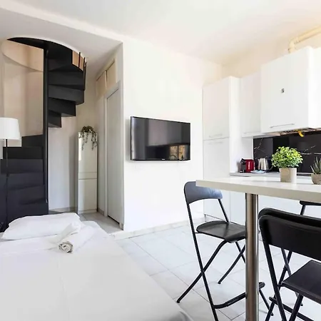 Cozy Retreat Manzoni 아파트 밀라노
